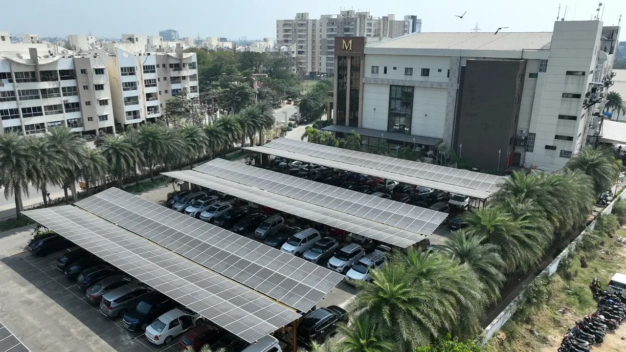 Daystar Solar installation at M Convention