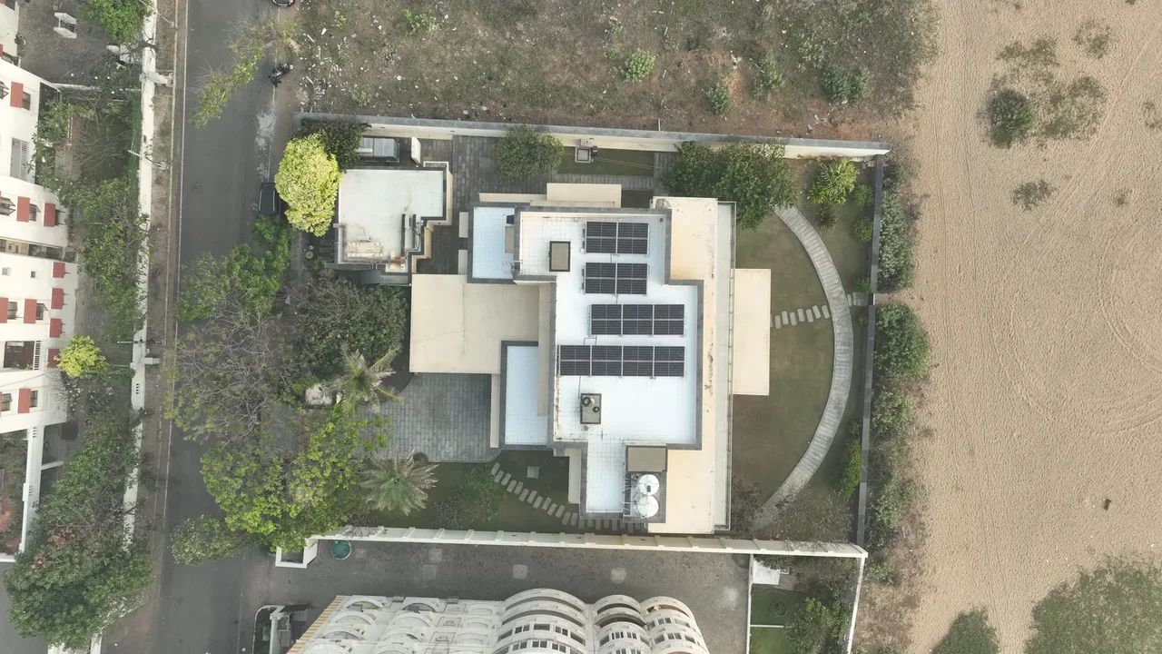 Daystar Solar installation at Residence 2